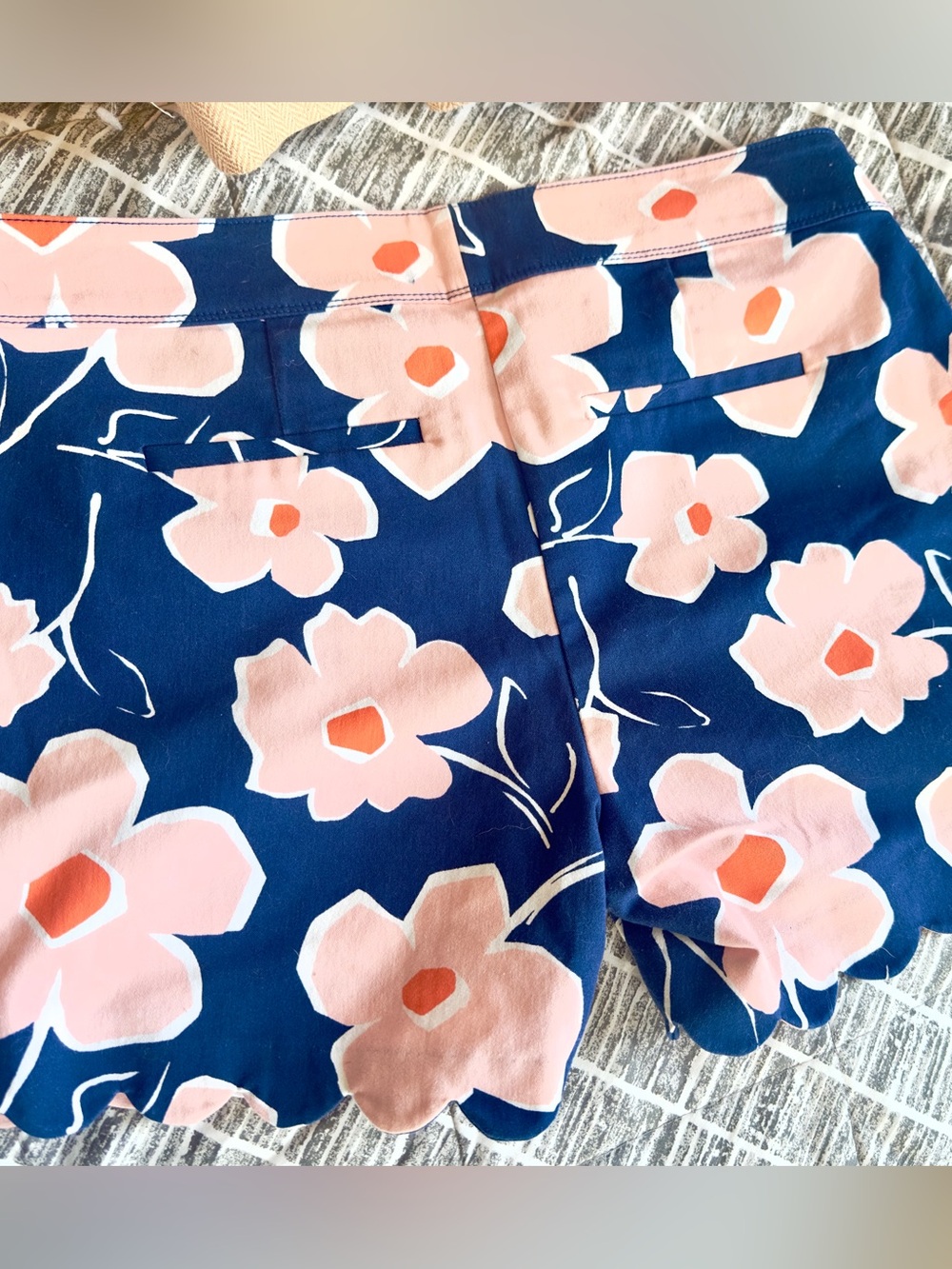 Pink & Blue Floral Shorts - Isaac Mizrahi - Size 10